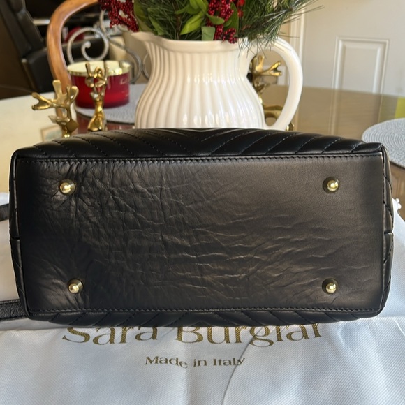 Italian Black Quilted Leather Handbag - Picture 5 of 5